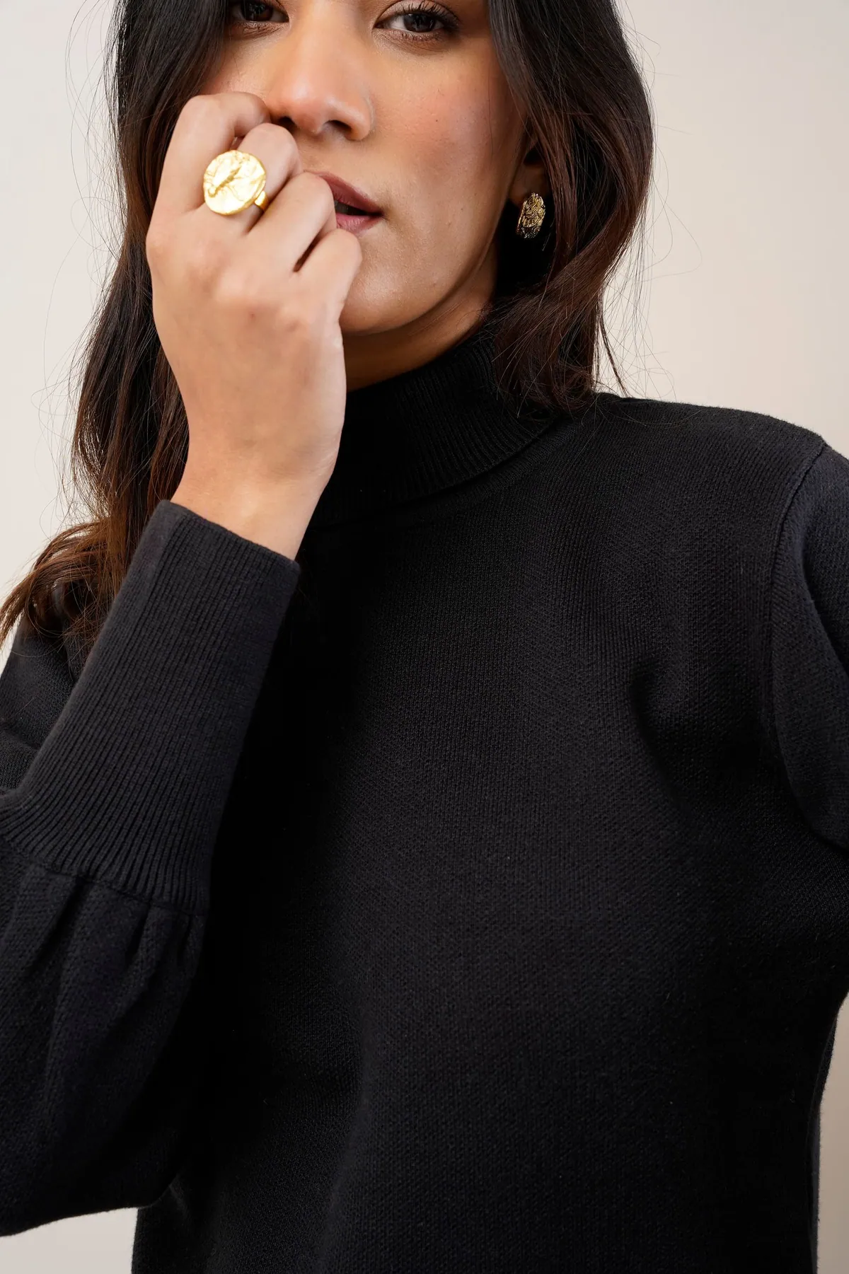 Fashion photography by Pranav Kalra — frame 19